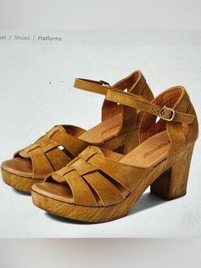 Eric Michael (41) Savy Mustard Brown Suede Chunky Heel & Platform Clog Sandals